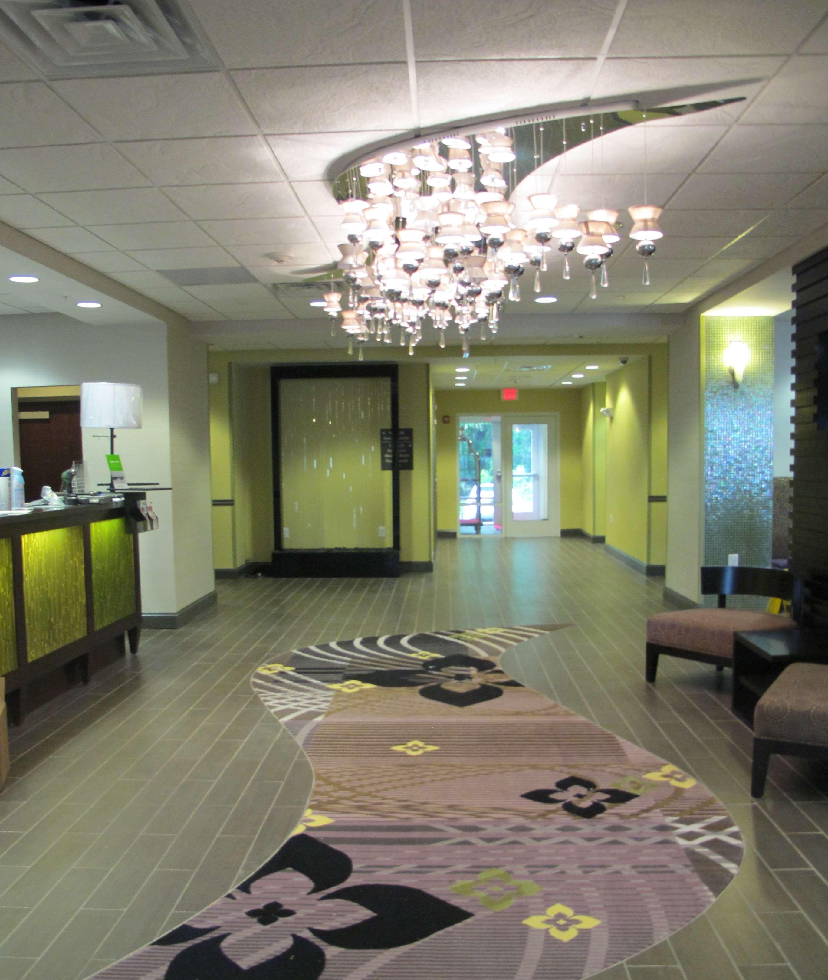 Hampton Inn By Hilton Leesville Fort Johnson Buitenkant foto