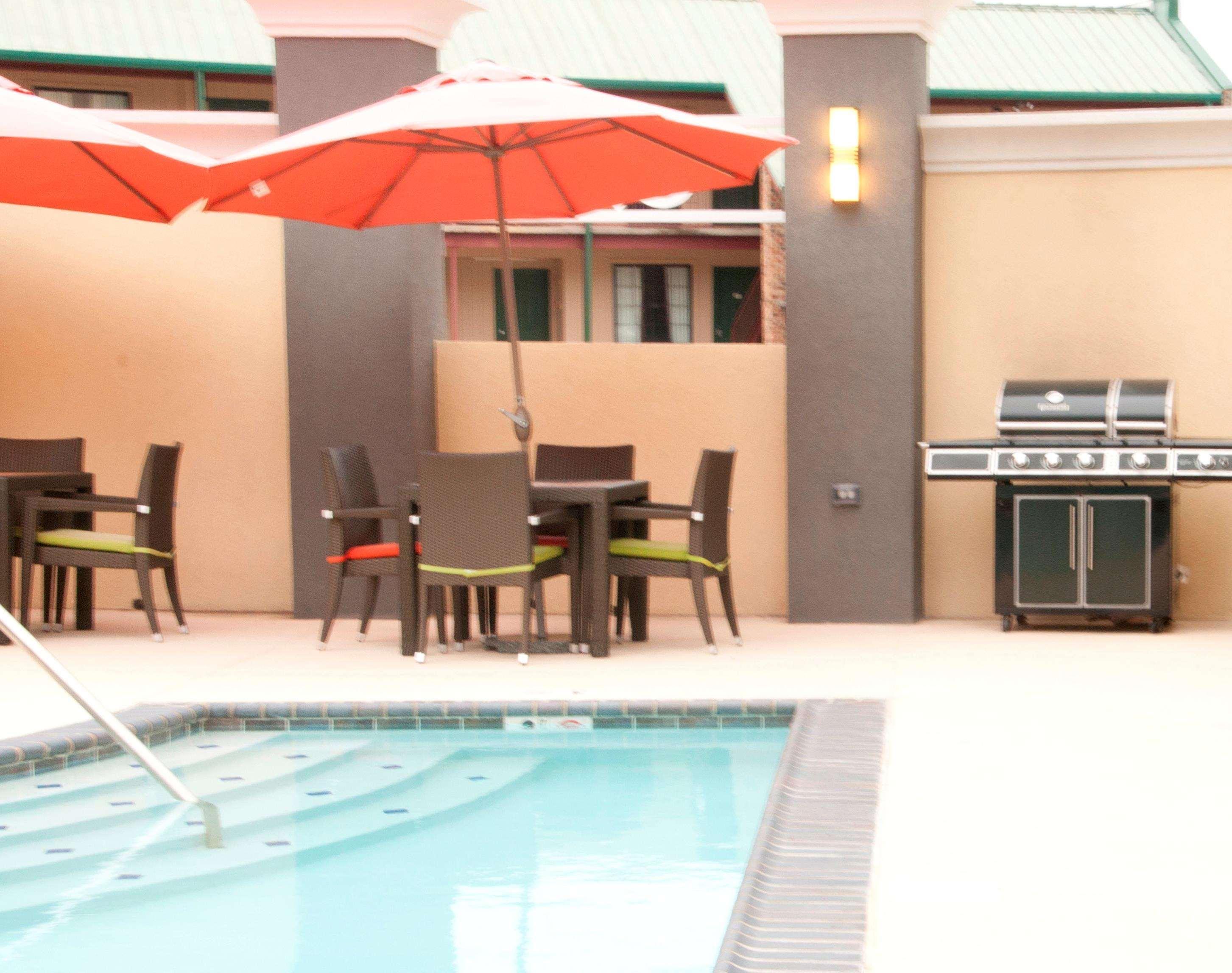 Hampton Inn By Hilton Leesville Fort Johnson Buitenkant foto