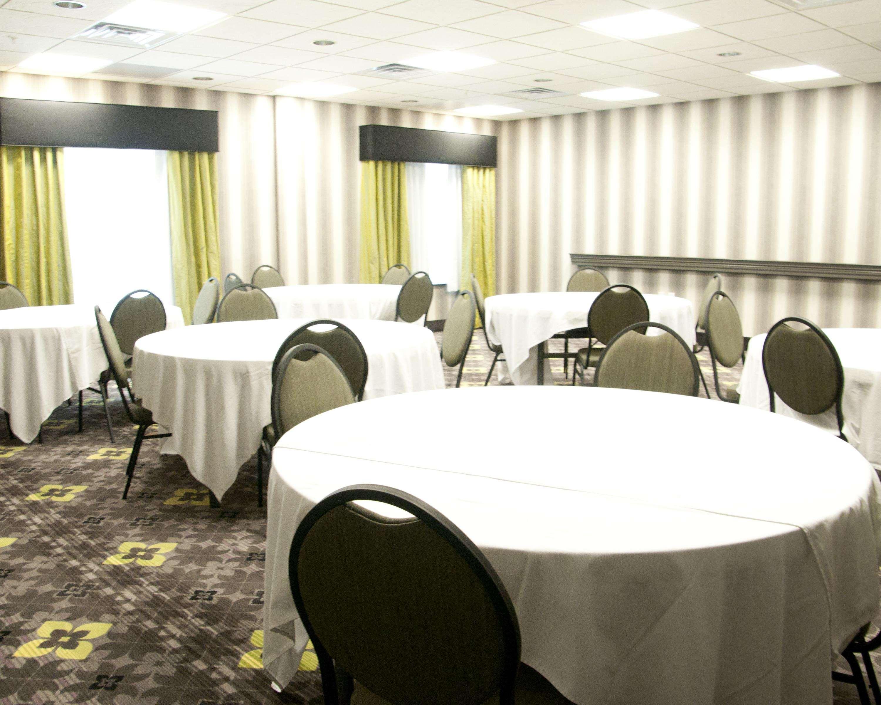 Hampton Inn By Hilton Leesville Fort Johnson Buitenkant foto