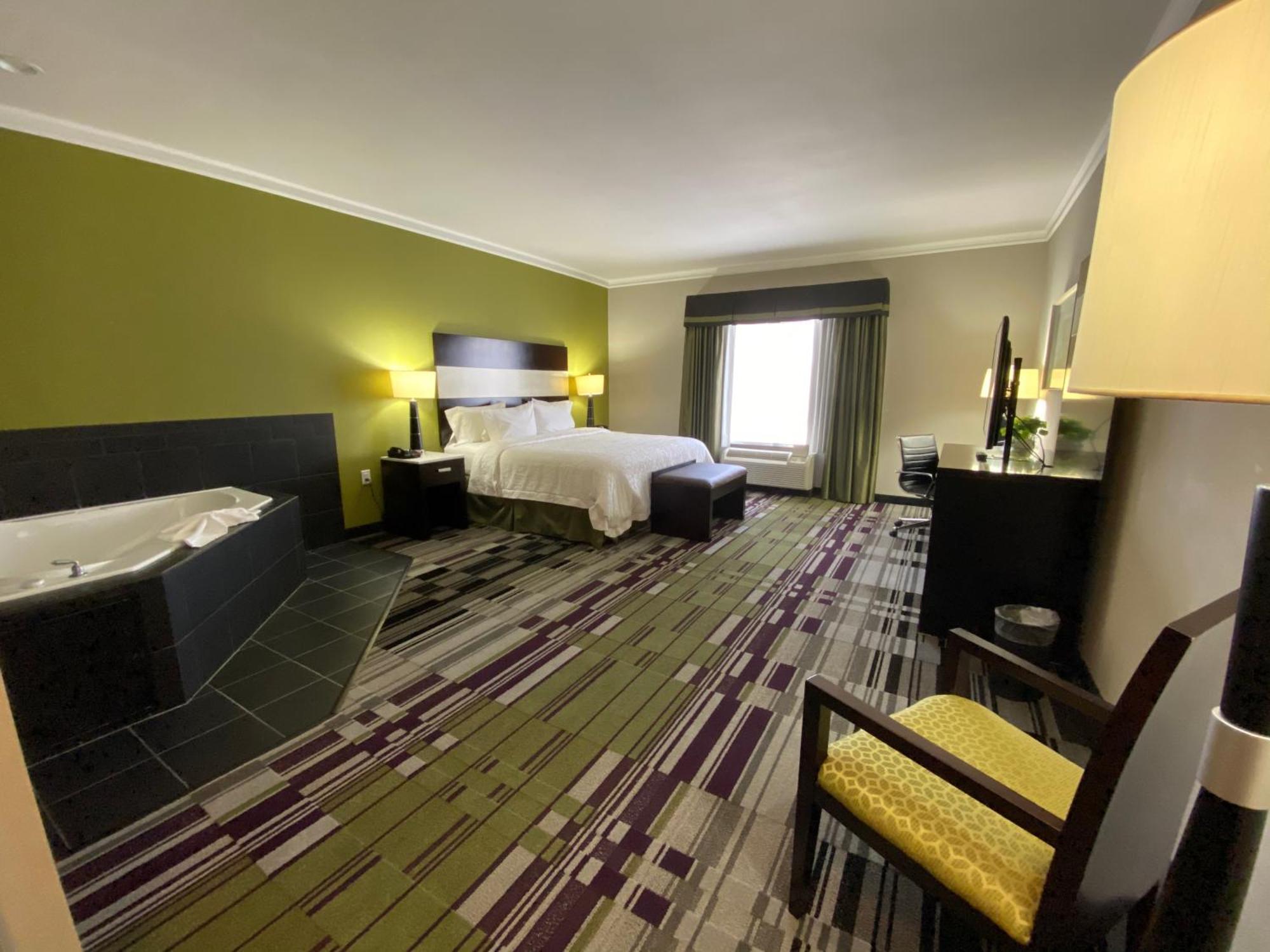 Hampton Inn By Hilton Leesville Fort Johnson Buitenkant foto
